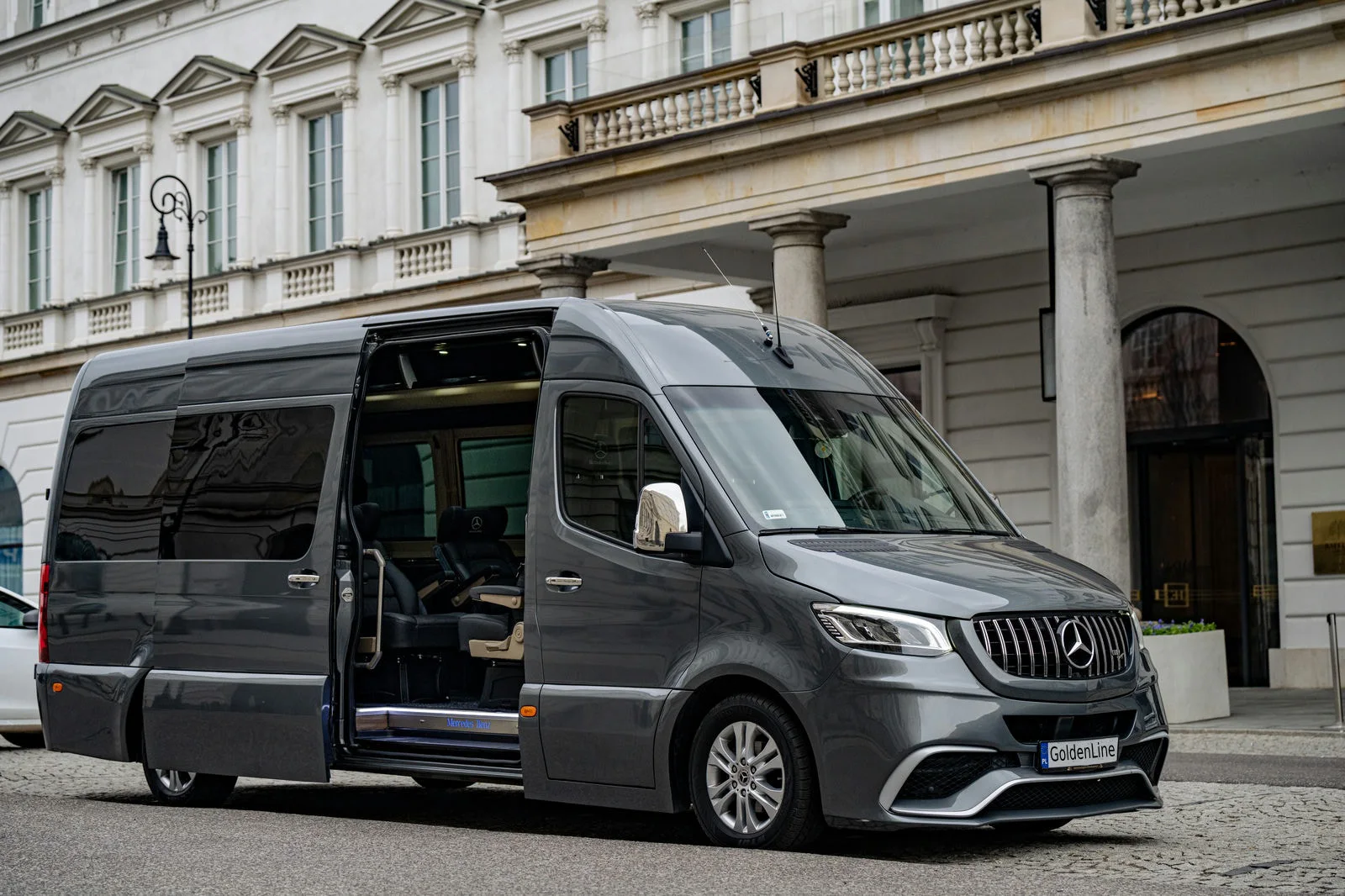 GoldenLine – Bus / autokar dla gości